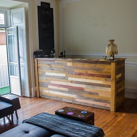 Music Hall Lisbon Hostel Екстер'єр фото