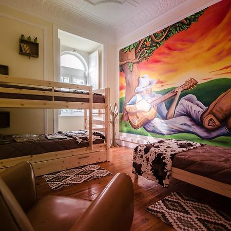 Music Hall Lisbon Hostel Екстер'єр фото