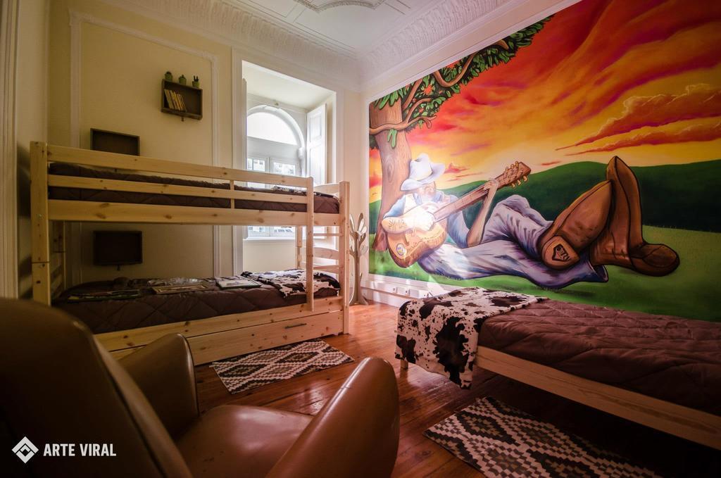 Music Hall Lisbon Hostel Екстер'єр фото